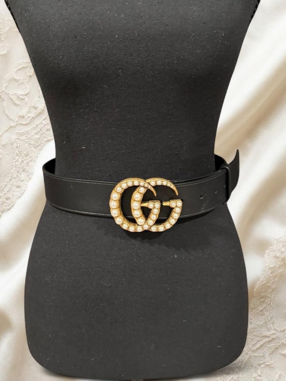 Gucci Black Leather Belt with Gold Pearl Double G Buckle